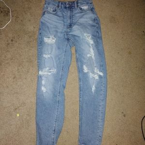 Women's ripped mom jeans